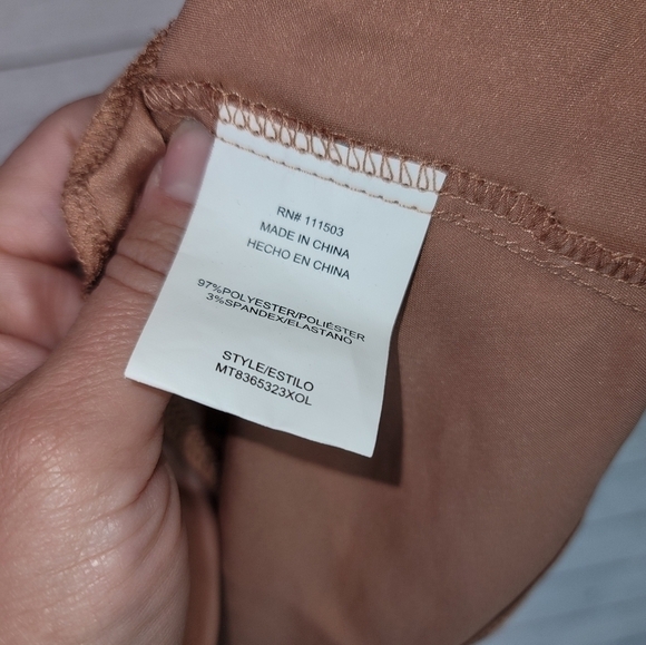 O.L.M. SATIN CROP CAMISOLE, SZ LARGE - Picture 5 of 6